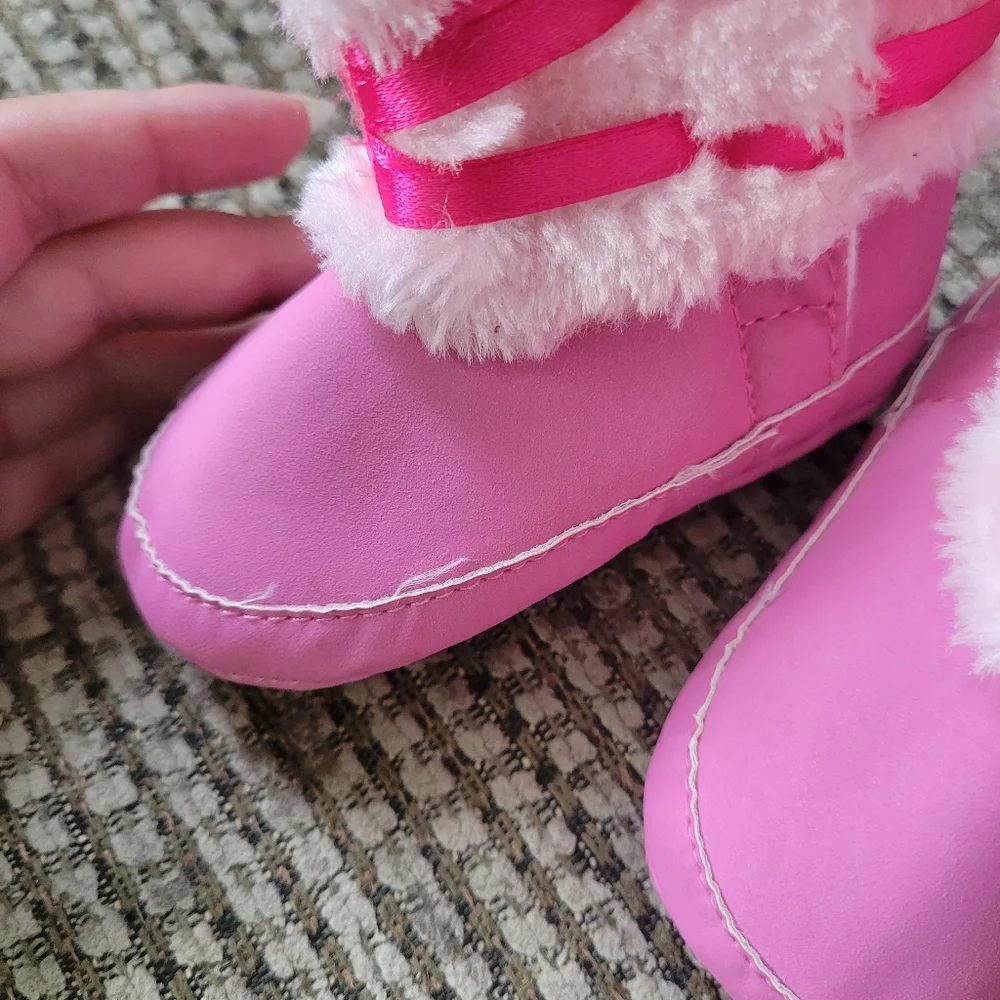 Like new Pink girl baby boots
